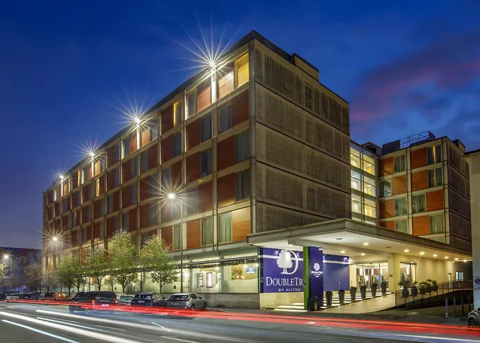 Hotel a Milano con Vasca Idromassaggio in Camera: Il Tuo Rifugio di Relax nella Capitale della Moda